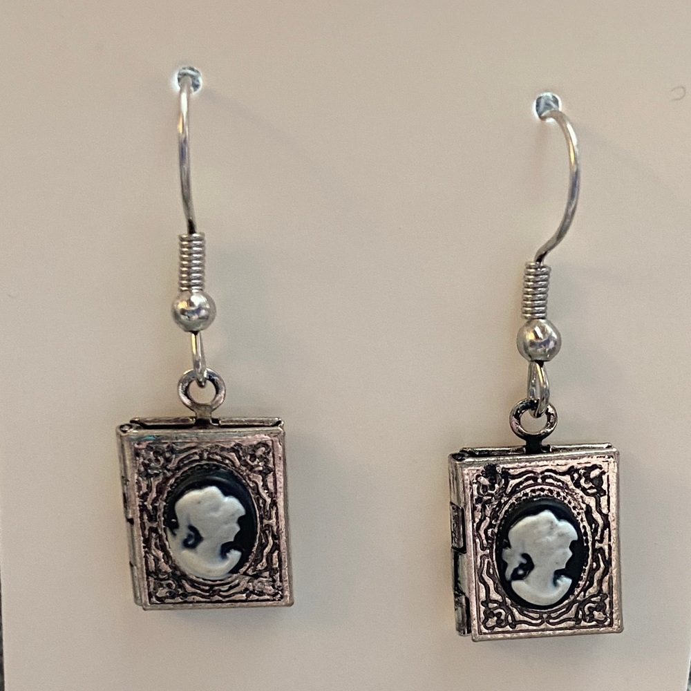 Cameo book earrings